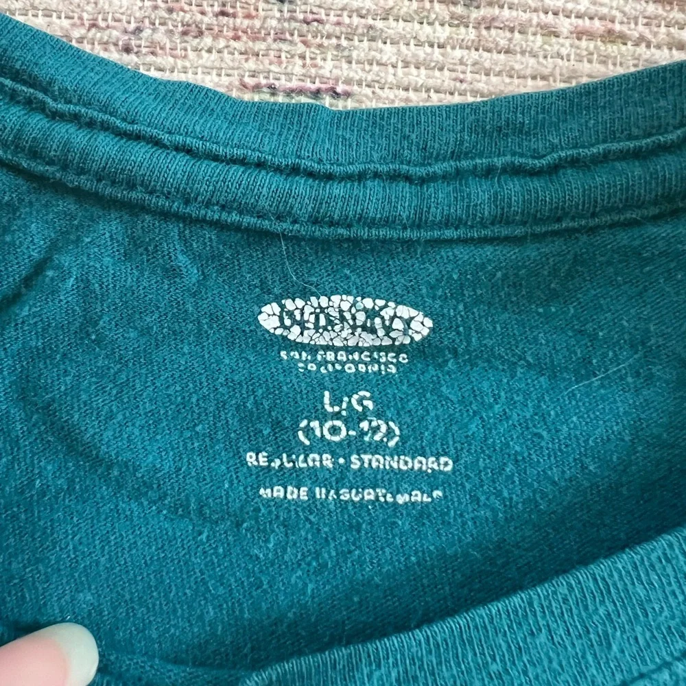 Old Navy Teal 'Heart of Gold' Kids Tee
